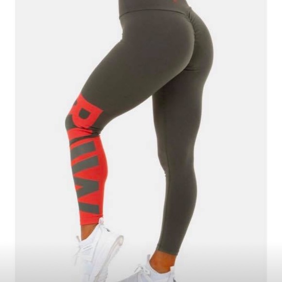 Ryderwear scrunch bum leggings - Picture 1 of 2